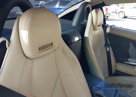 2008 Mercedes-Benz Slk 350 from USA, damaged, VIN WDBWK56F38F186671